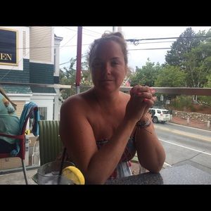 Meet your Posher, Melissa